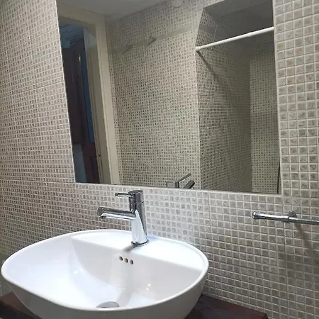 Largo Occhilupo Apartment